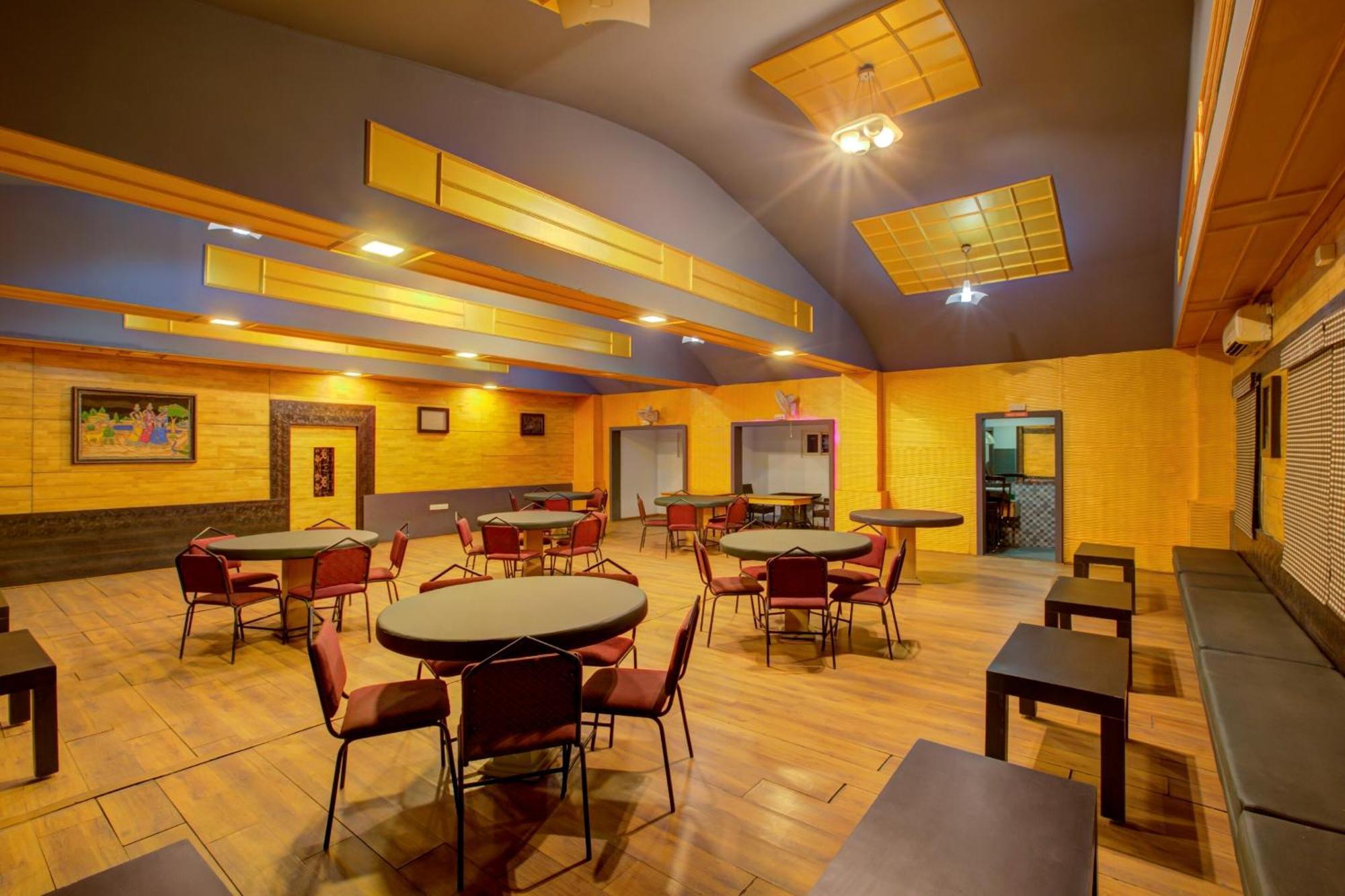 Super Townhouse Oak Jvh Hotel Bangalore Extérieur photo